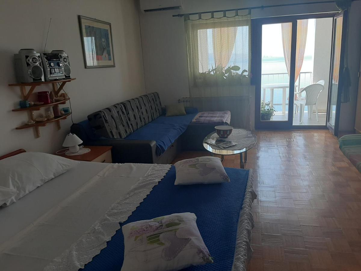 Apartman Ada Сень Екстер'єр фото